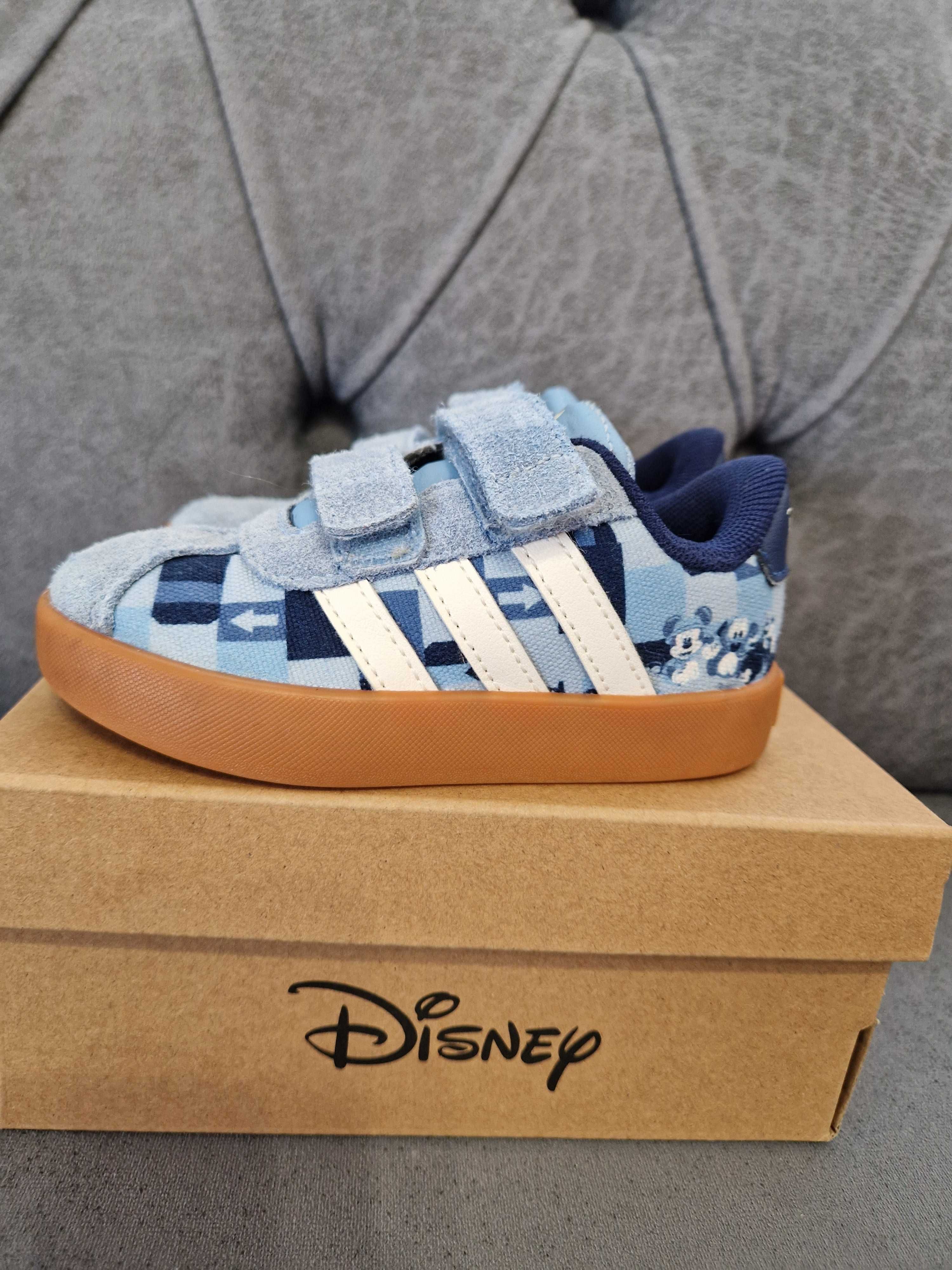 Адидас Disney 22 номер
