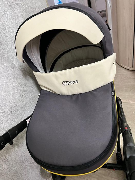 Продается коляска 3 в 1