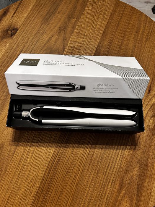 Професионална преса за коса ghd platinum+ white styler