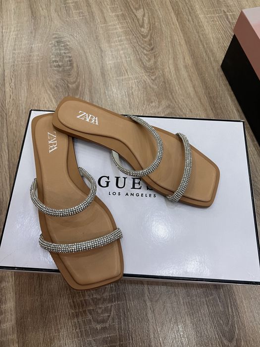 Продам шлепанцы ZARA