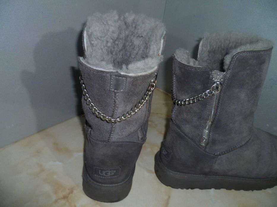 UGG оригинални ботуши №40