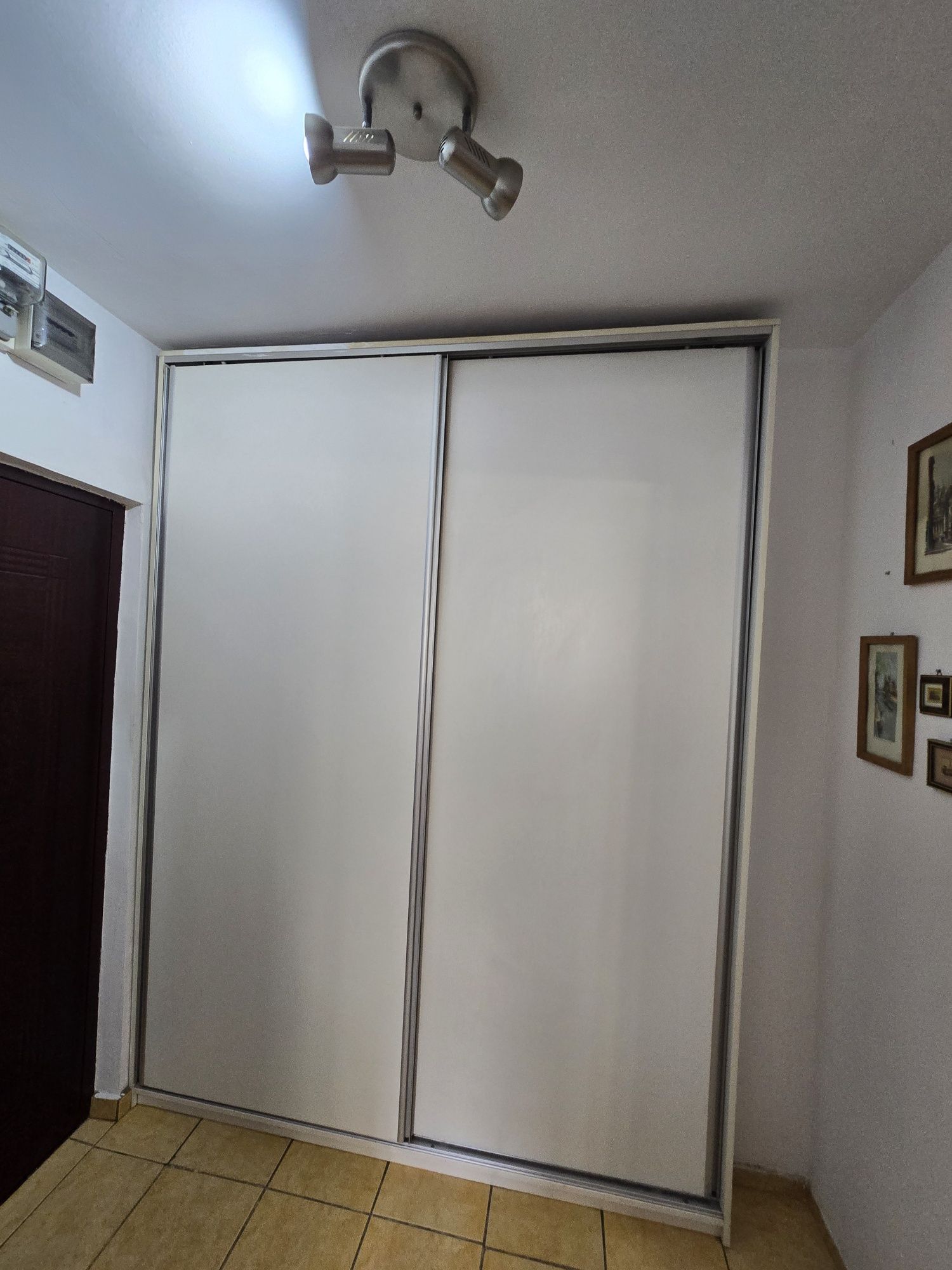 Proprietar inchiriez apartament 2 Camere  metrou N. GRIGORESCU