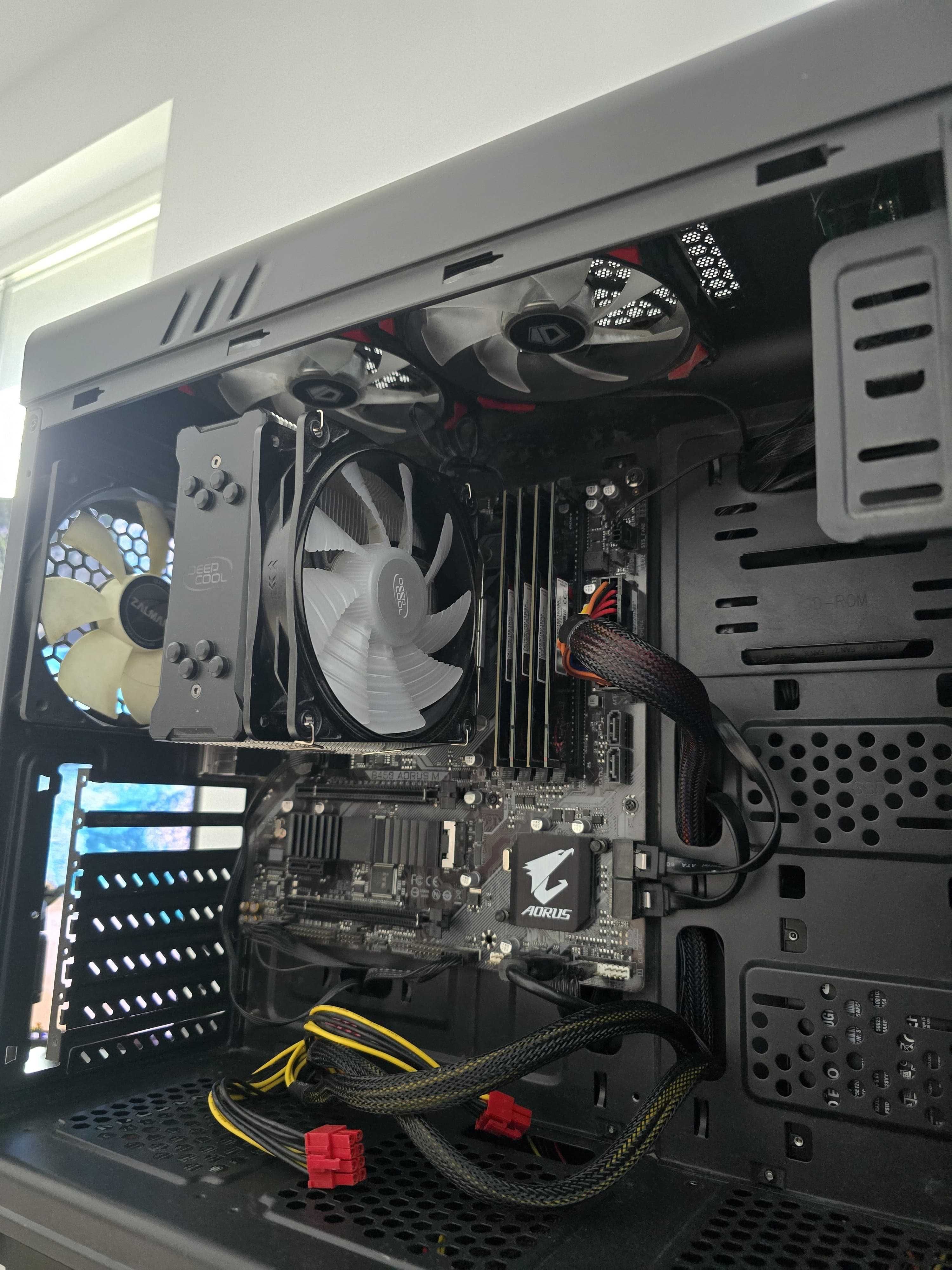 Calculator Gaming Ryzen 5600x 3080 B450m 32GB DDR4 HUB 6FAN SSD120GB