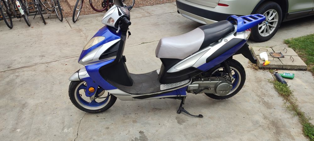Scuter Phoenix 1254t 2009