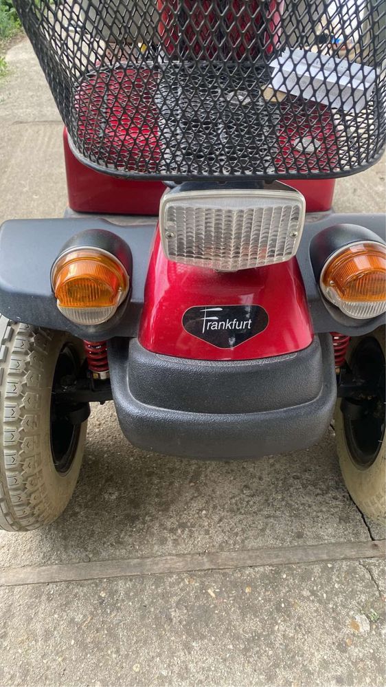 Carucioare electrice pentru persoane cu dizabilitati Alvaro Maxi