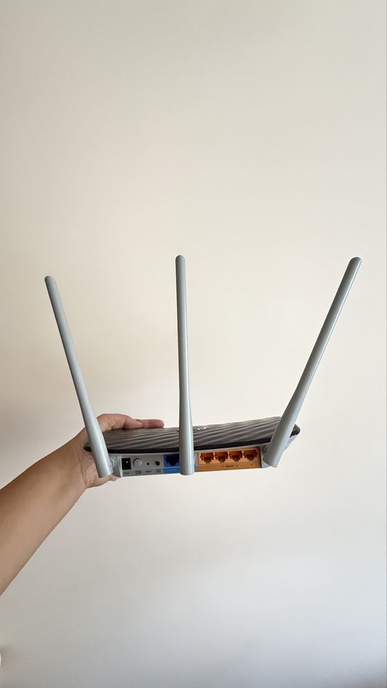 Двухдиапазонный WI FI роутер. TP link. Archer C20