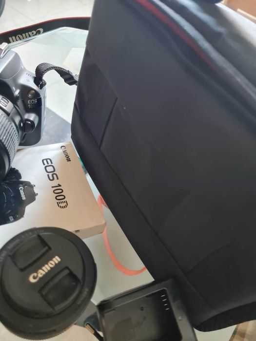 Фотоапарат Canon EOS100D с два обектива