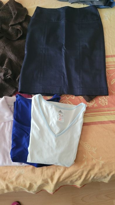 Donez haine dama mărimea S-M