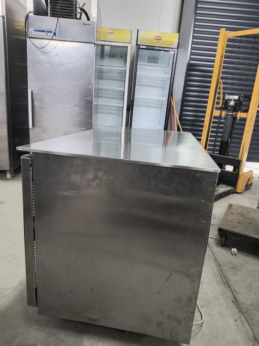 -- 16 -- 20 - Хладилна маса.