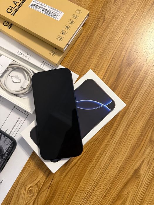 vand iphone 16 pro 256gb in garantie
