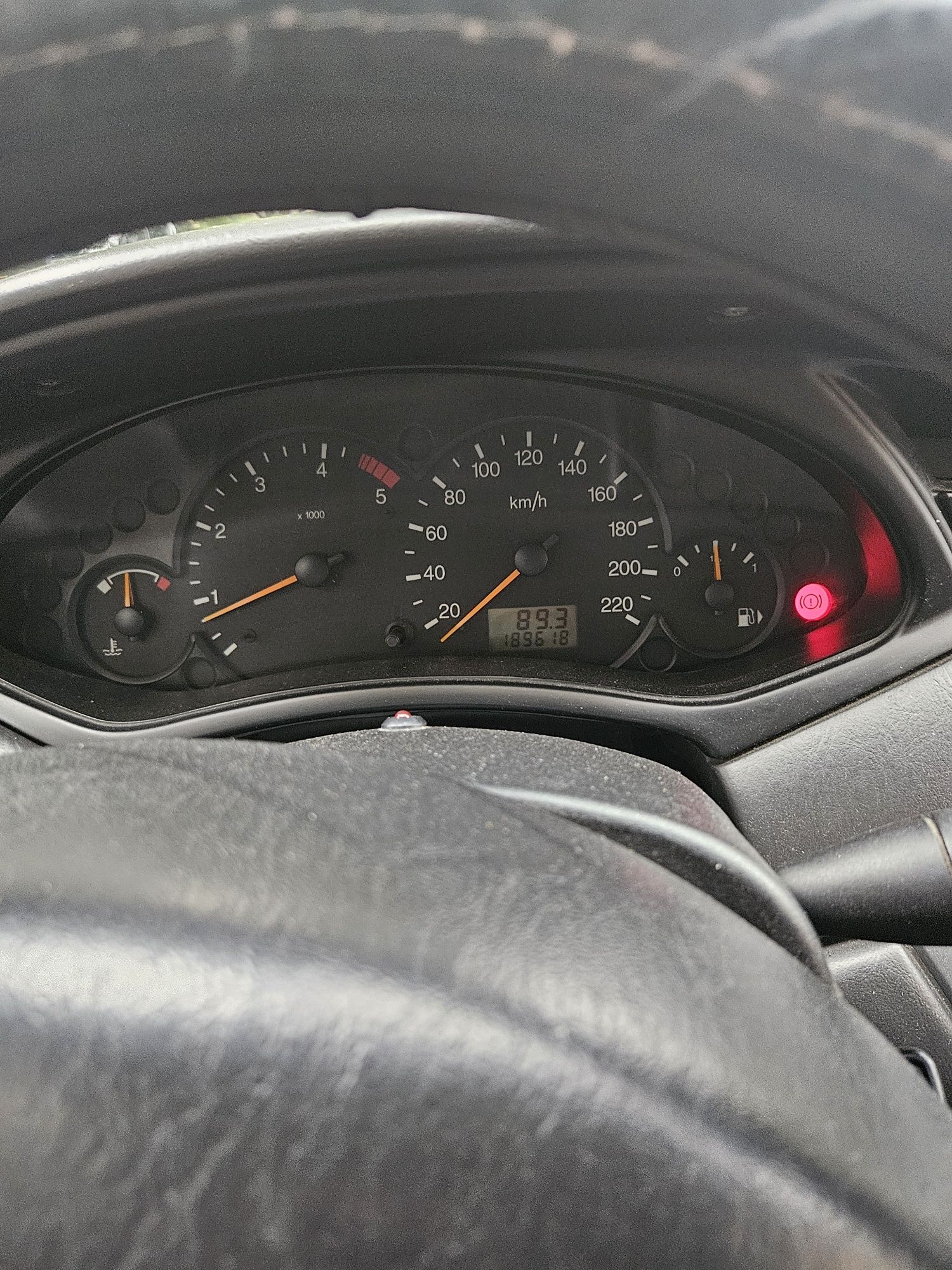 Ford focus 1.8 90 к.с.