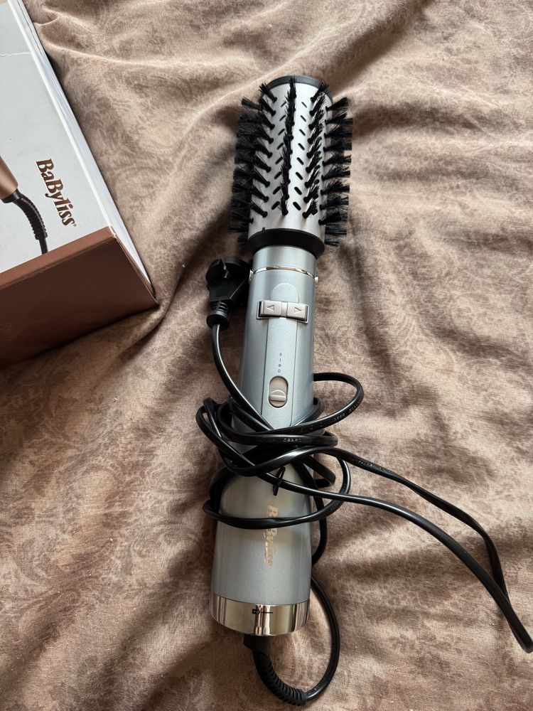 Babyliss hydrofusion въртяща се четка за коса сешоар