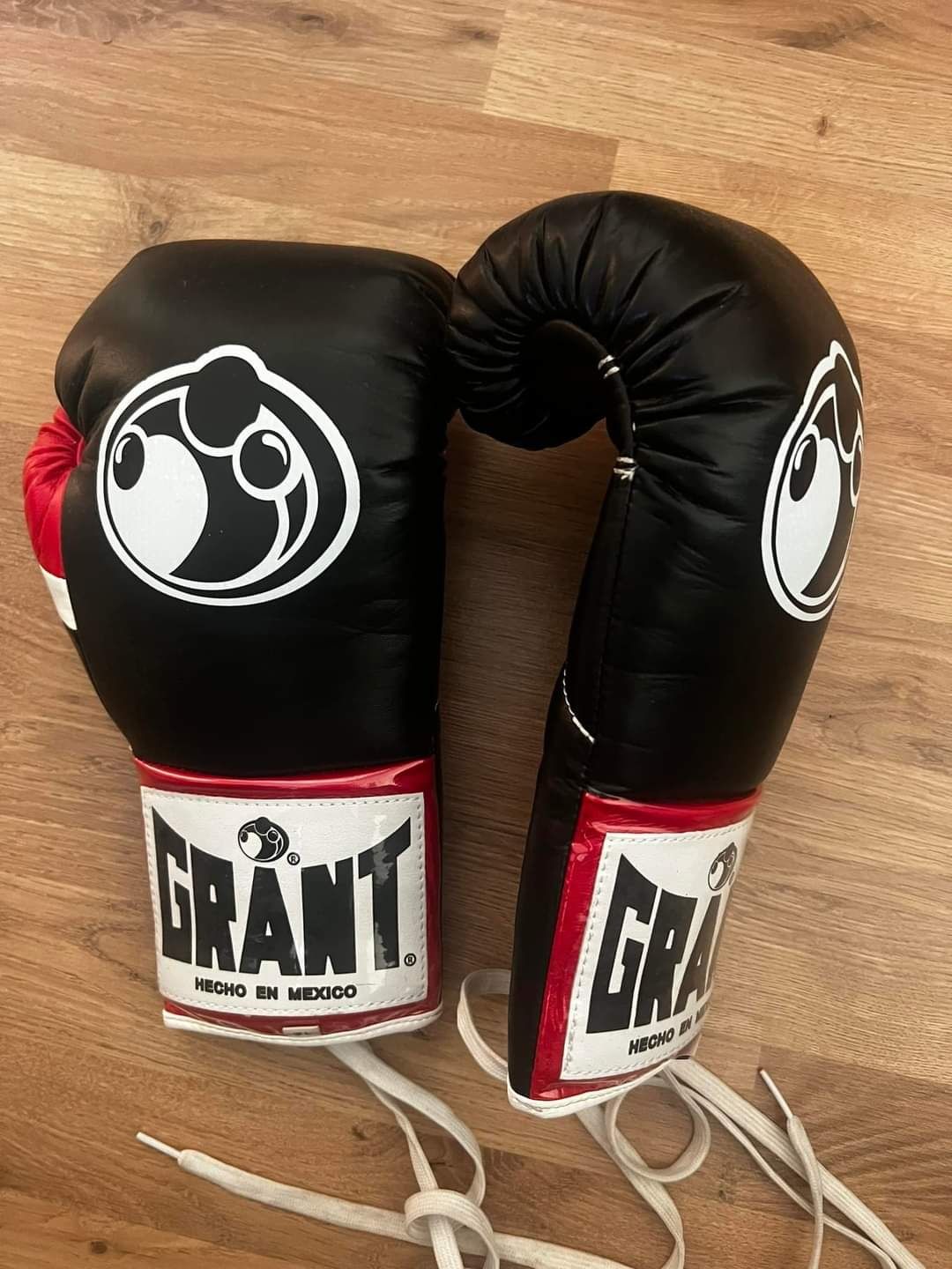 Boxing gloves Grant 12oz