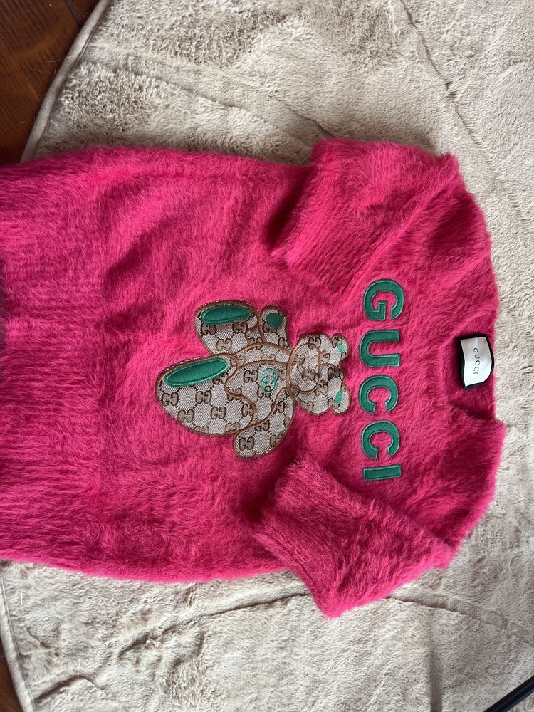 Пухена блузка къс ръкав Gucci