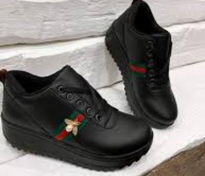 Токчета естествена кожа