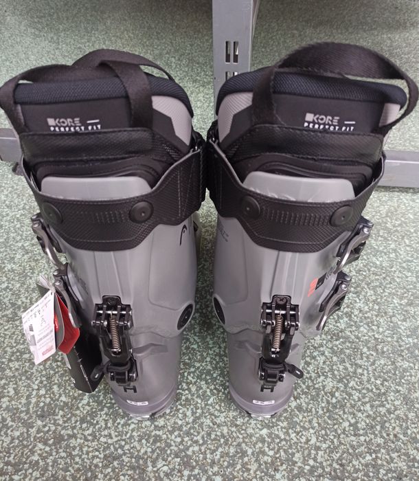 Clăpari schi Head Kore 110 MV GW pentru bărbați. (NOI)