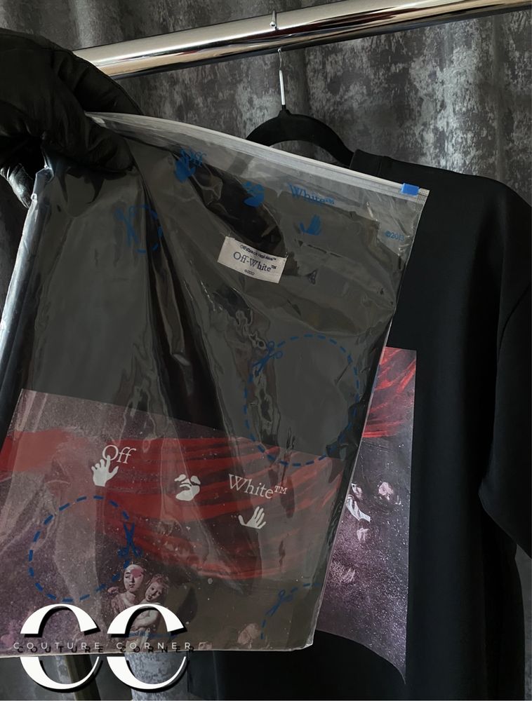Tricou OFF-White • Calitate TOP • Sprayed Caravaggio S/S • Cod QR
