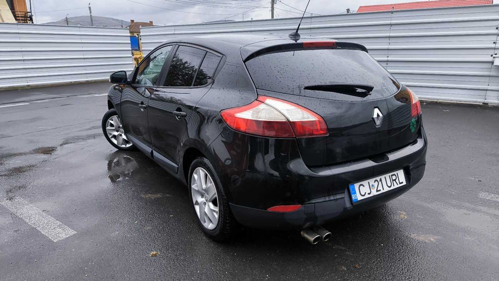 Renault Megane III Hatchback, 1.6 Benzină 16 valve, 2011, 101 CP
