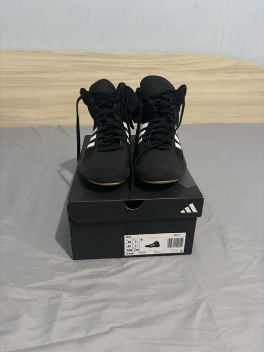 Обувки за бокс/борба