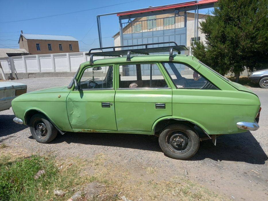 Комби сотилади йили 1990 бензинда