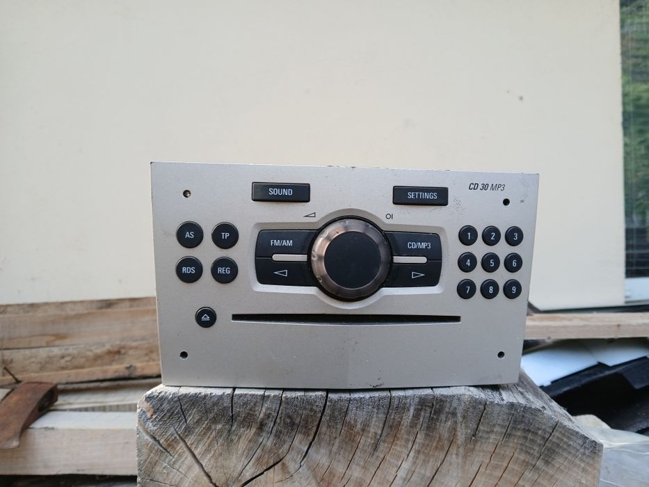 Оригинално СD-MP3 .ЗА Opel corsa.meriva..Astra.-2006-2012-година
