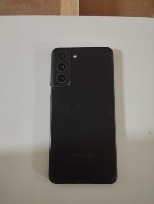 Продам Самсунг s21 fe