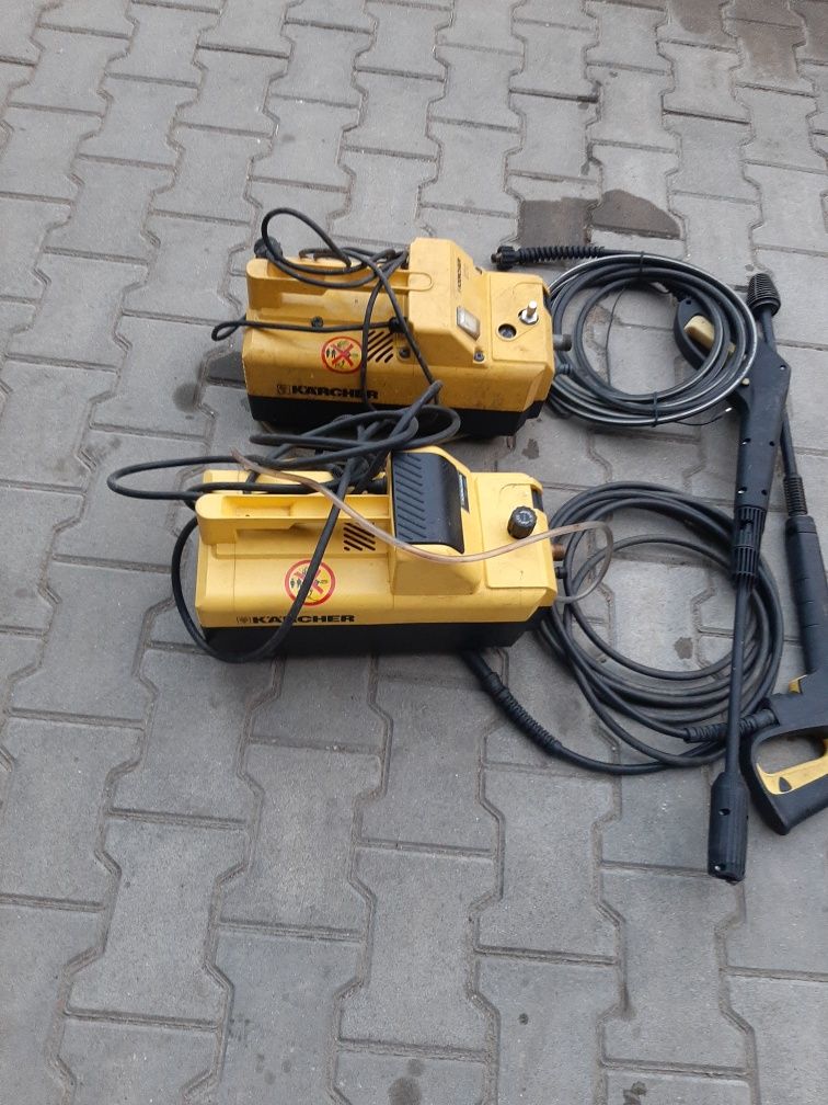 Vind 2 aparate de spalat cu presiune marca karcher