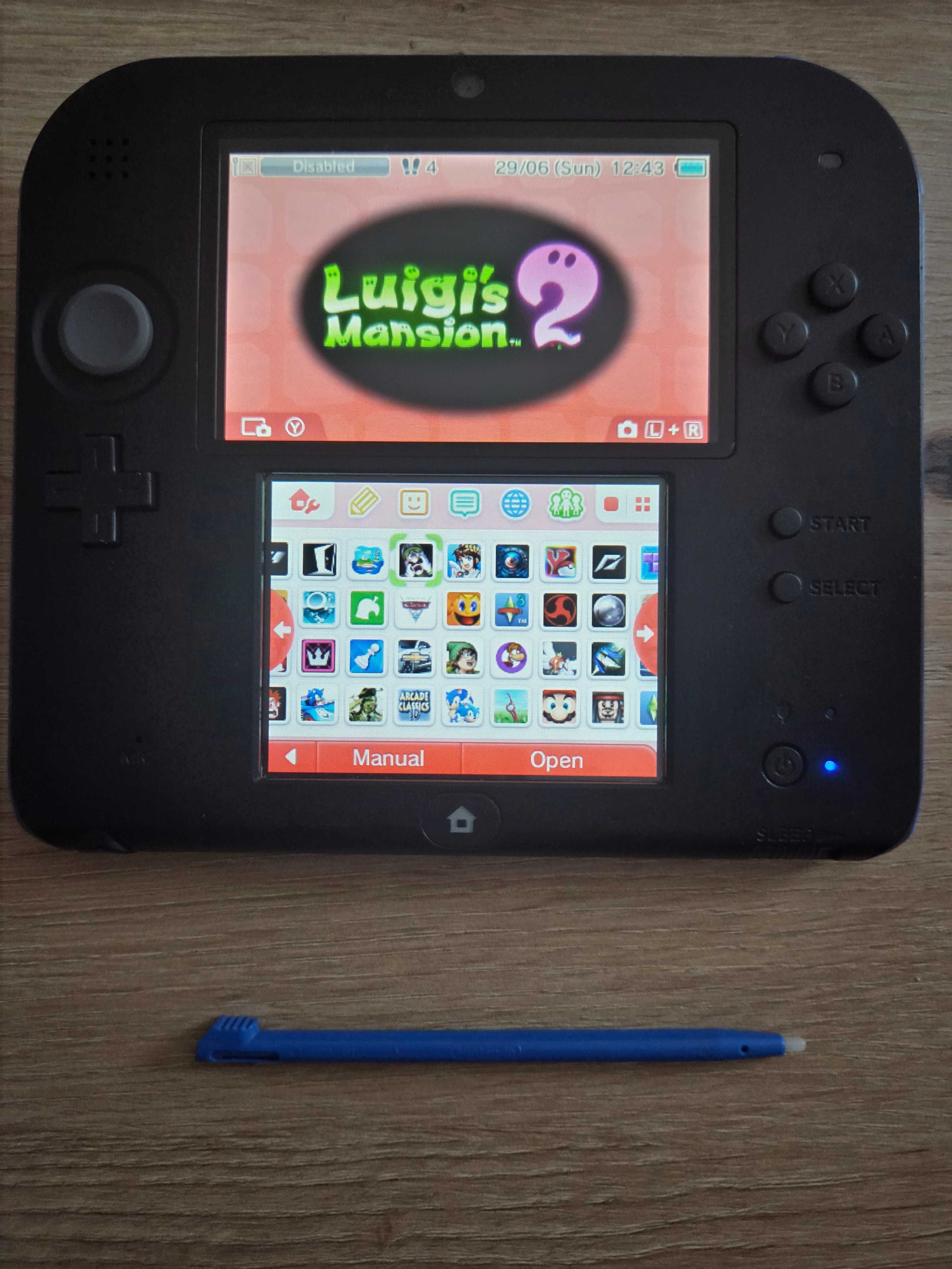 Nintendo 2ds modat cu Sandisk ultra 128gb peste 150 jocuri instalate