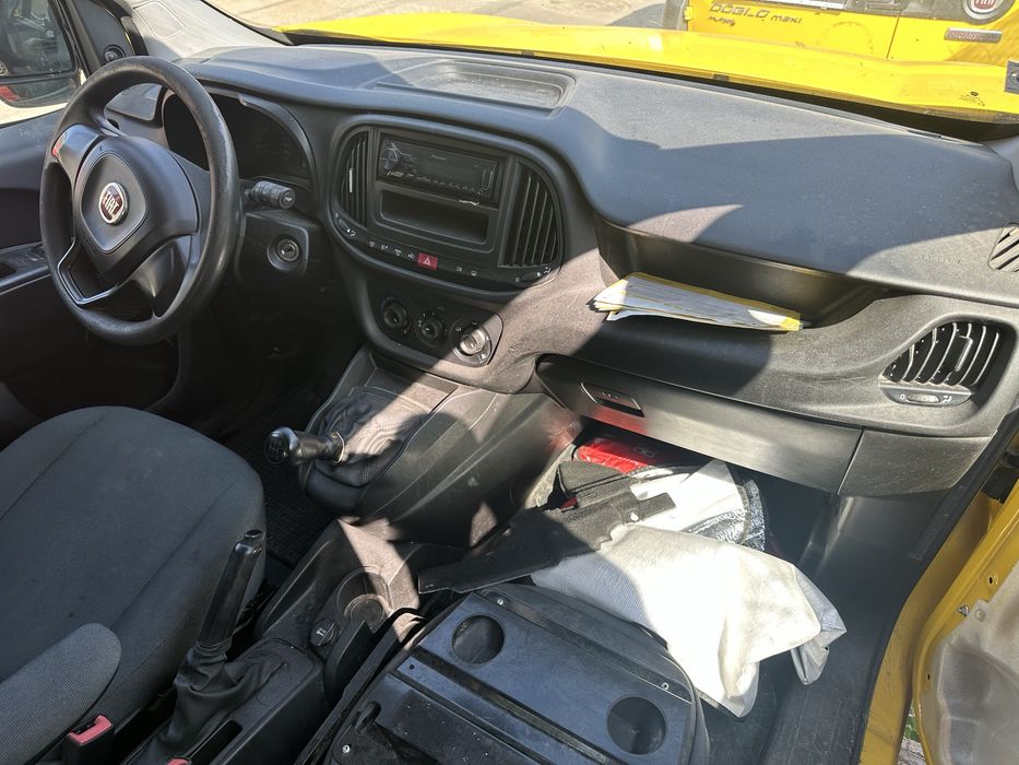 Fiat Doblo 1.3 Multijet на части