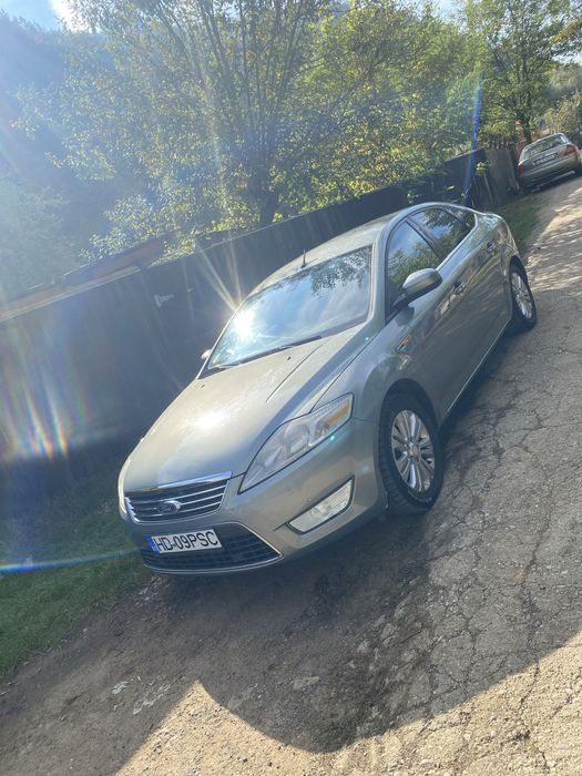 Vând Ford Mondeo MK4