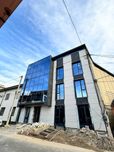 Срочно продается Коммерческий здание  в центре 1500 квадратных !