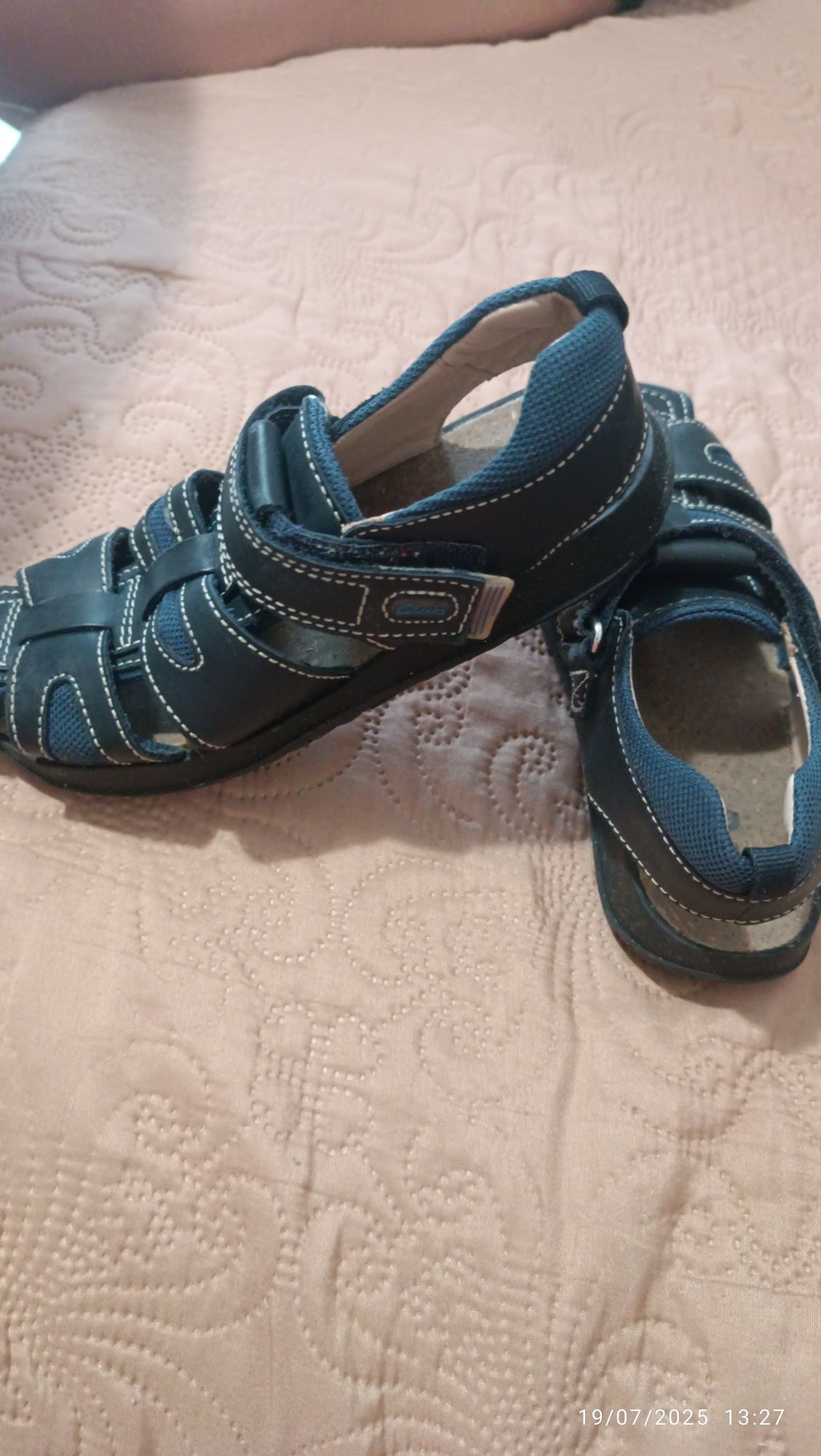 Детски сандали Clarks, размер 30