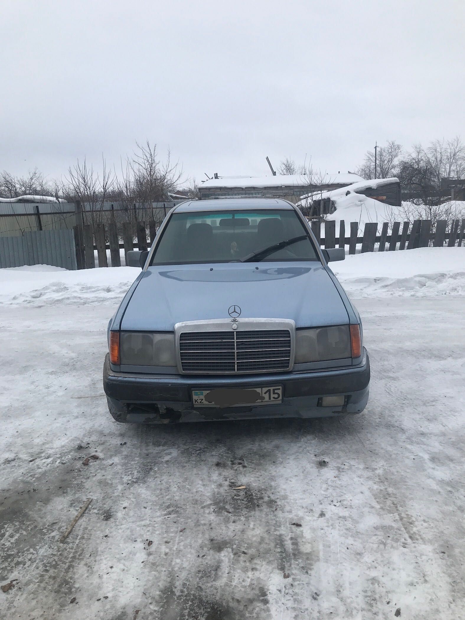 Mersedes w124 E230