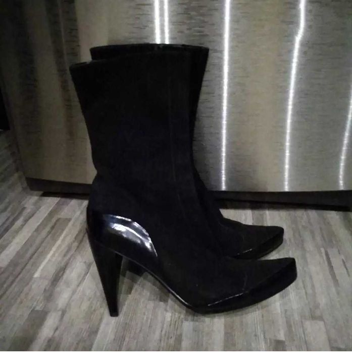 Новая кожаная и замшевая обувь