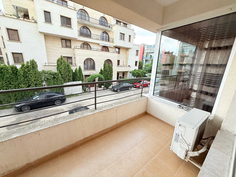 Продава се Тристаен апартамент в к.к. Слънчев бряг - 102 кв.м за 1128 €/кв.м - Снимка #12