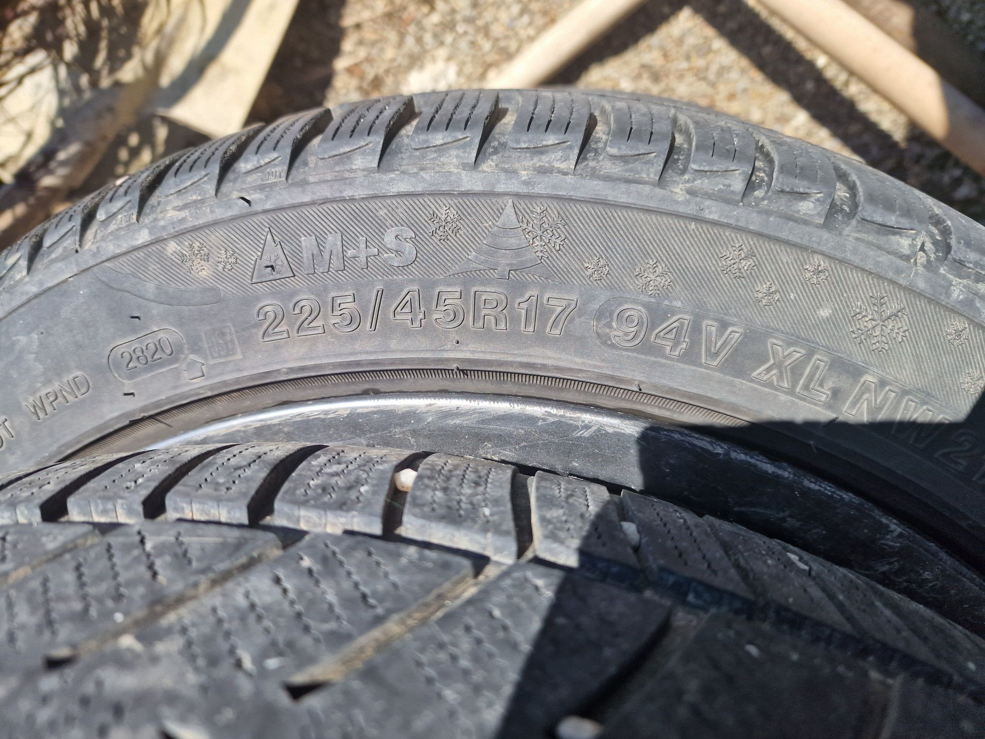 Jante cu Anvelope 225 45 r17 iarna
