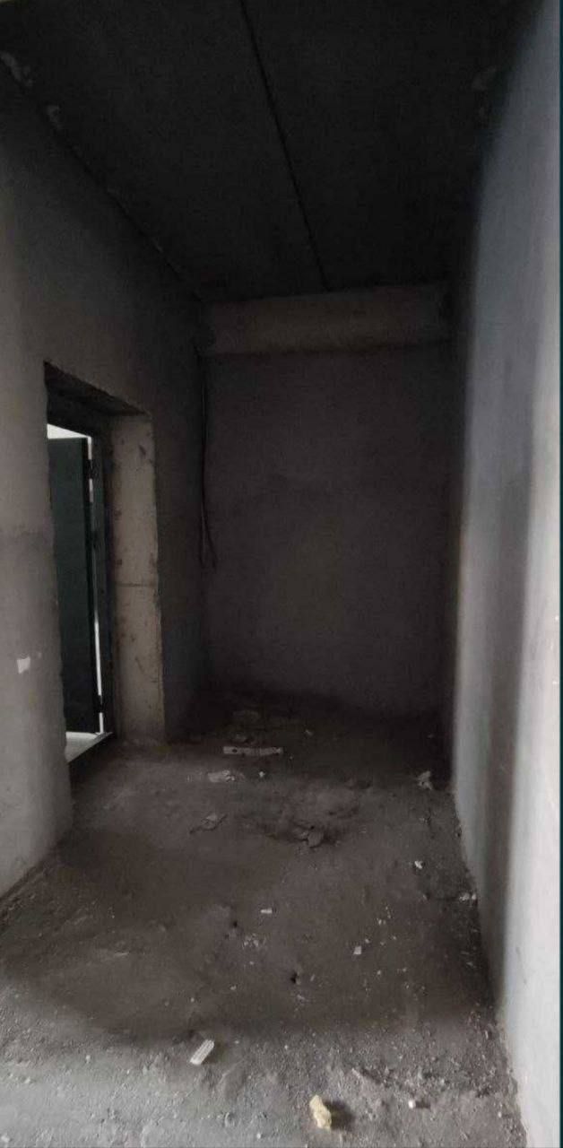Novastroyka sotiladi 4 xonali Abu Dabiy Huvaydoda 4/2/7 117m²