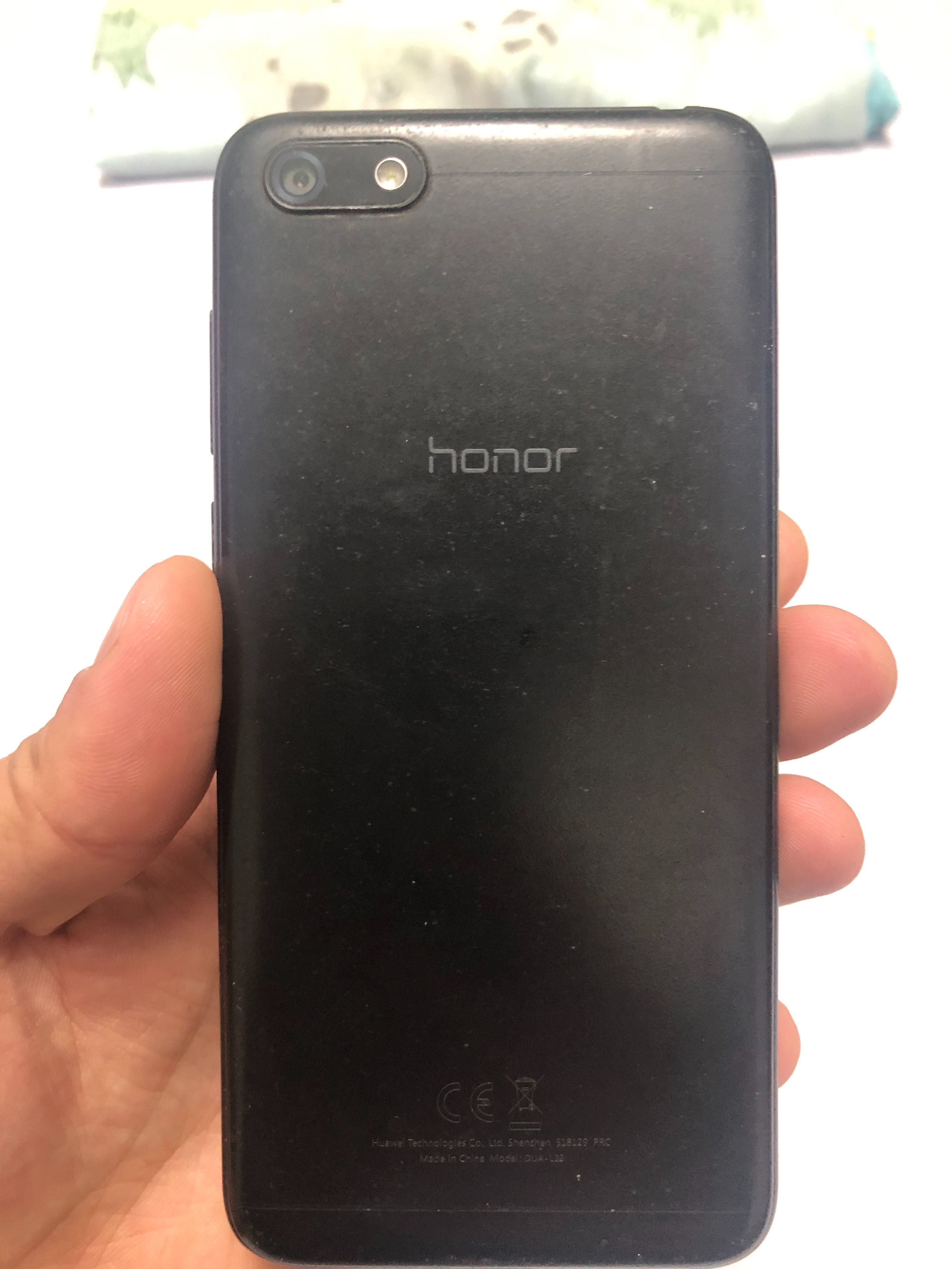 Смартфон honor продаю