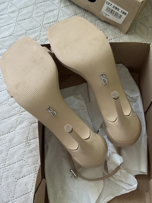 Дамски сандали на ток Steve Madden