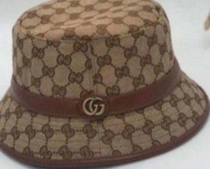 Palarie Gucci  unisex, mărime universala,saculet, etichetă