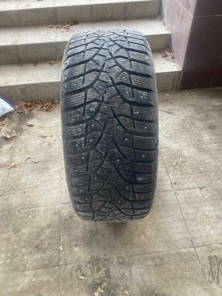 Bridgestone Blizzak Spike-02 SUV шипованная 285/50 R20