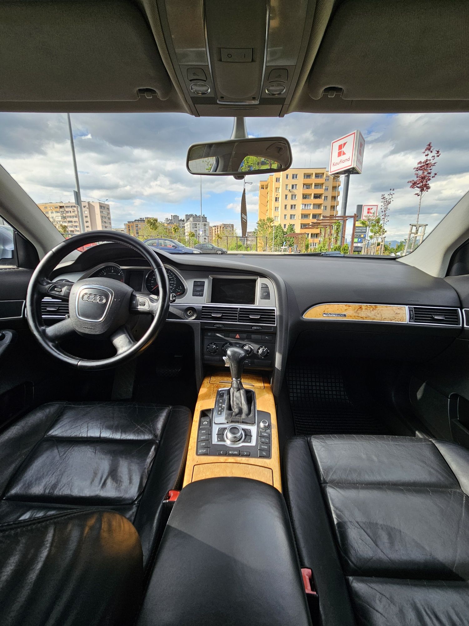 Audi A6 2006 година