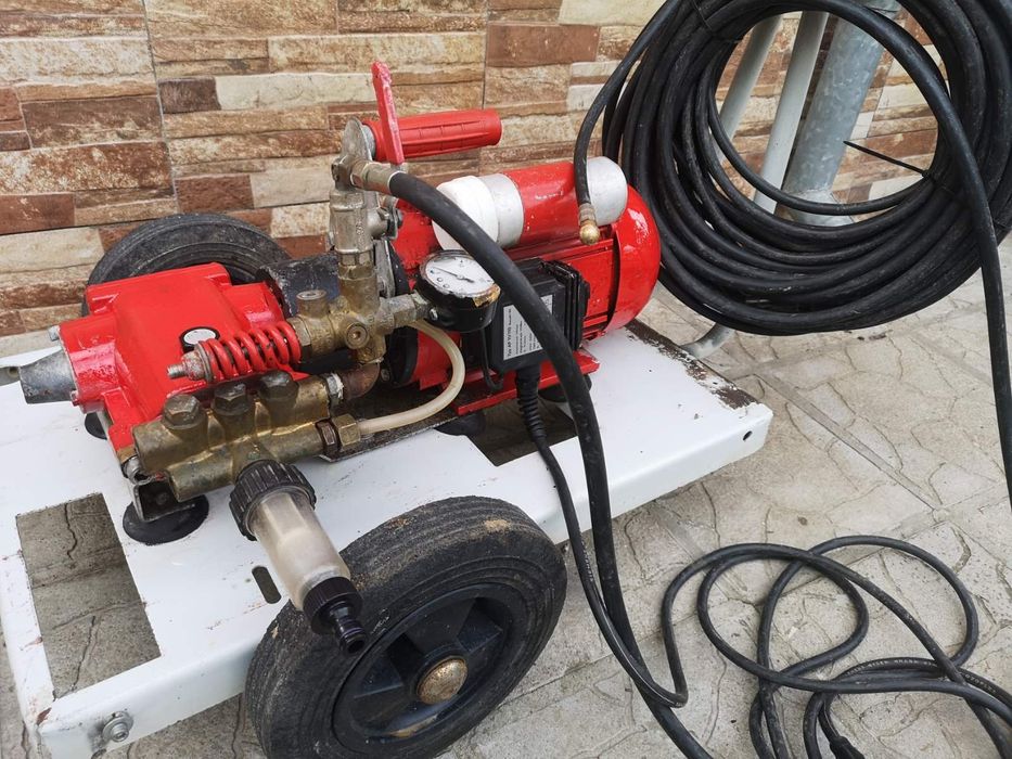 Rothenberger Машина за отпушване на канали Бутална Помпа 3kw 220V