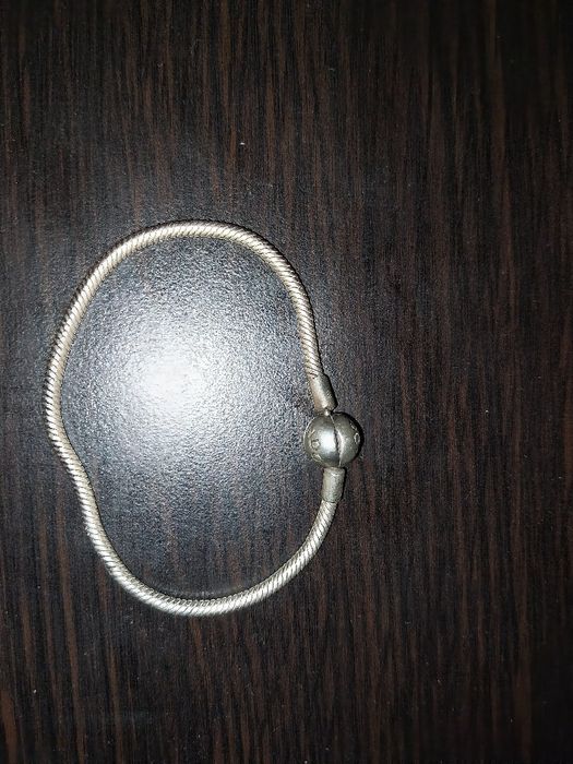 Brățară pandora și inel bvulgari ambele 350 lei