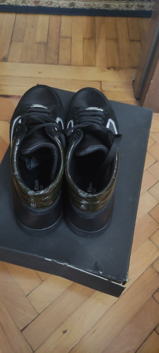 Pantofi stil gheata Calvin Klein original din piele naturala Nr. 45