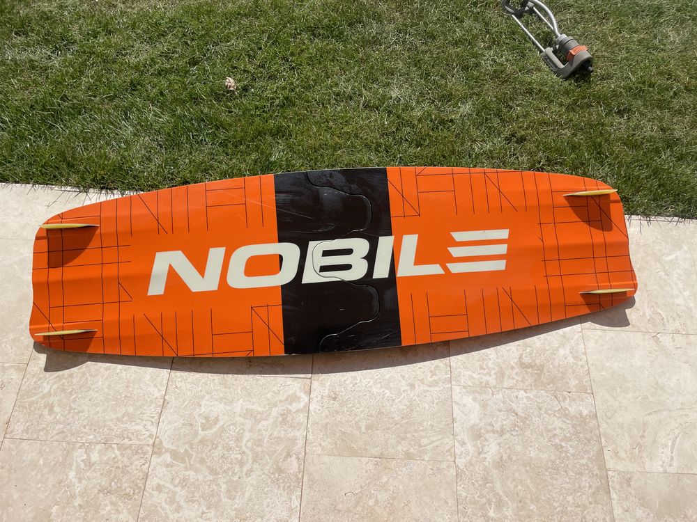 Kitesurfing kiteboarding nobile nhp splitboard