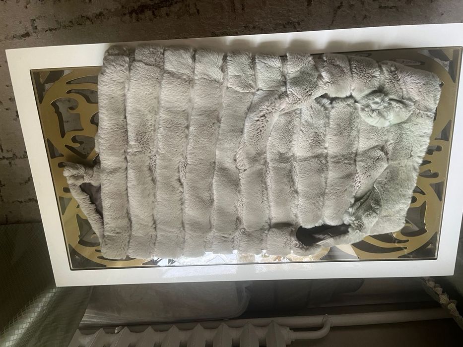 Шуба и кожаная куртка