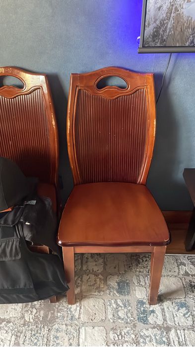 Стулья деревянные