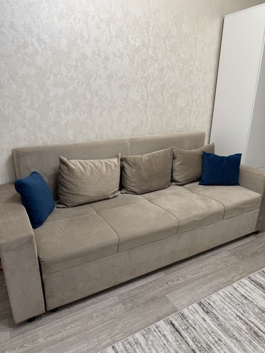 Продам диван в отличном состоянии