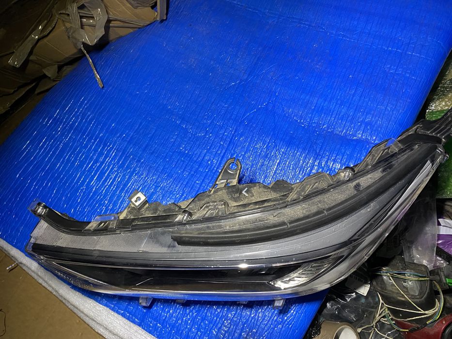 Far Toyota rav 4 2019 - 2022 far stanga led